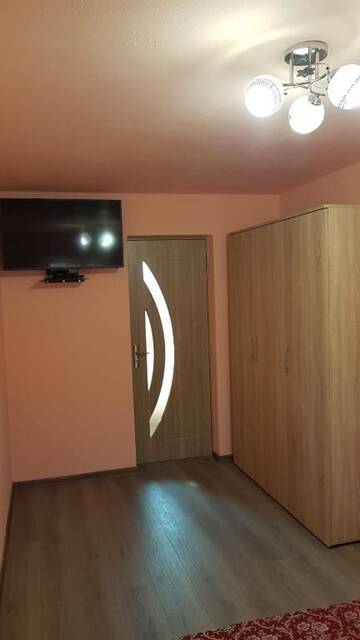 Фото номера Стандартный двухместный номер с 1 кроватью Гостевой дом La Bustea г. Hărţăgani 28